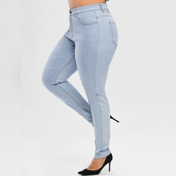 Plus Size 18 Women's Light Wash Floral Side Skinny Jeans Women's 2X New 18 - Picture 4 of 15